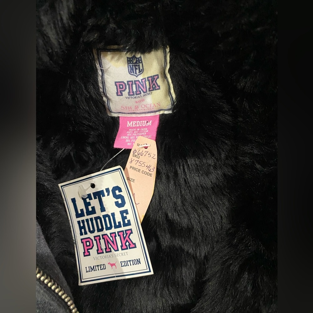 VS PINK NFL Pittsburgh Steelers Faux Fur Sequin Bling Jacket BNWT SZ Medium - Picture 9 of 10